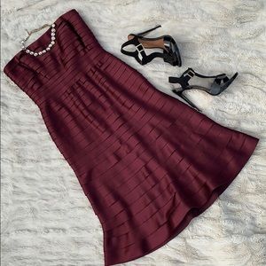 ✨VINTAGE✨ Tadashi Shoji Tiered Midi Cocktail Dress